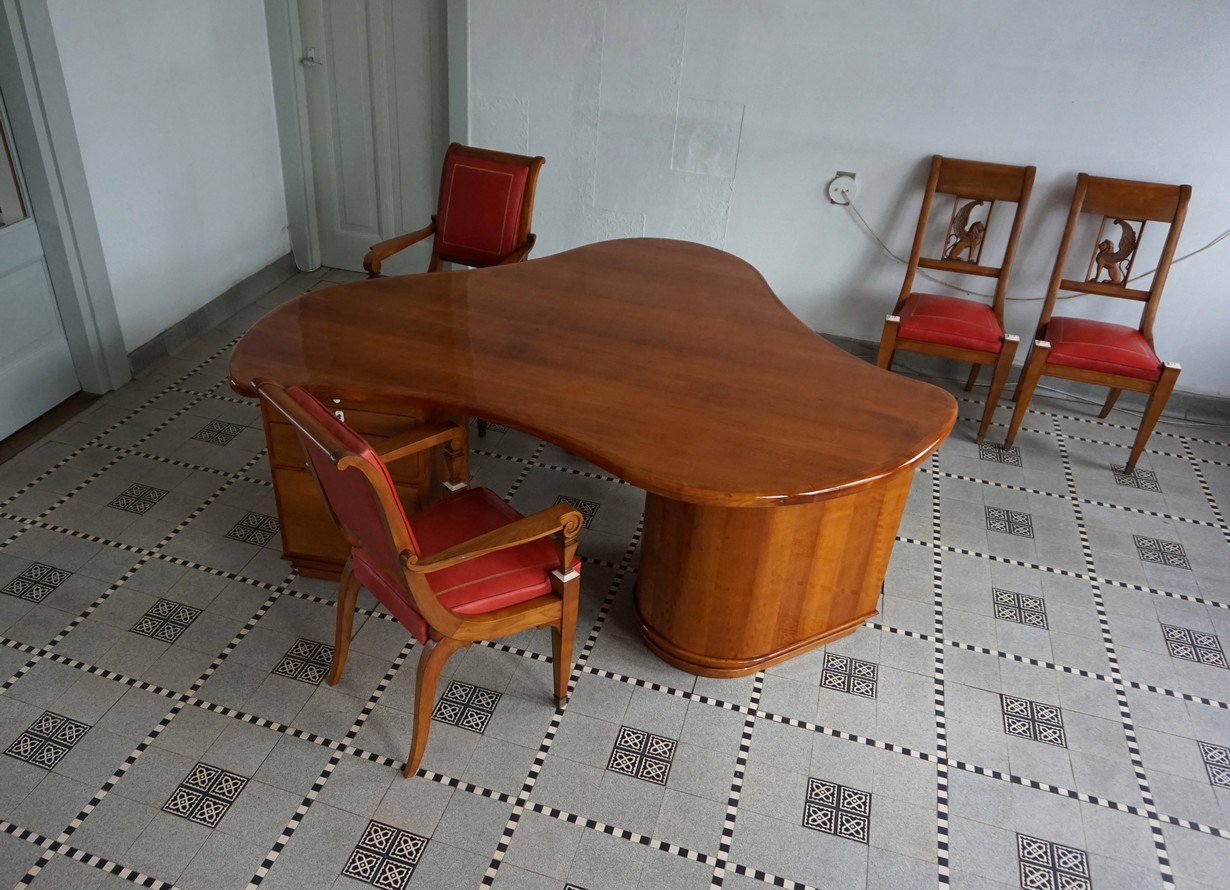 Biomorphic And Organic Shaped Art Deco Writing Desk And 4 Chairs