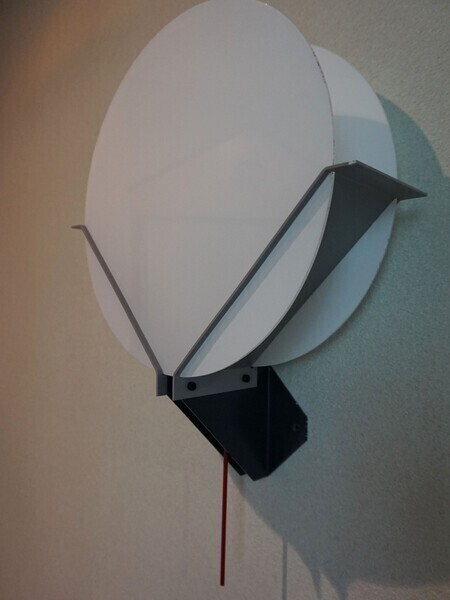 Lotus-Menno-Dieperink-wandlamp-profilight-staande-lamp-wall-light-sconce-design-minimalistic-Memphis