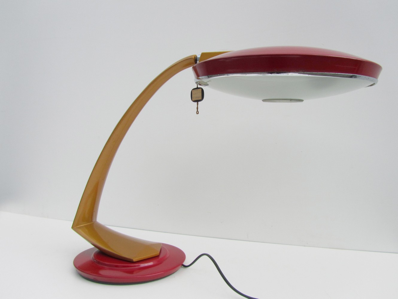 Red And Gold Ufo Fase Desk Light Desk Lamp Fase Madrid Vintage