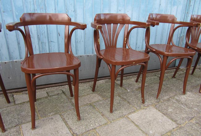 Set oude houten cafestoelen, cafe stoelen