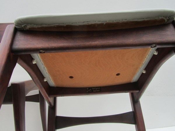 AWA-Louis-van-Teeffelen-stoelen-eetkamerstoelen-chairs-diningchairs-Dutch-Design-00012