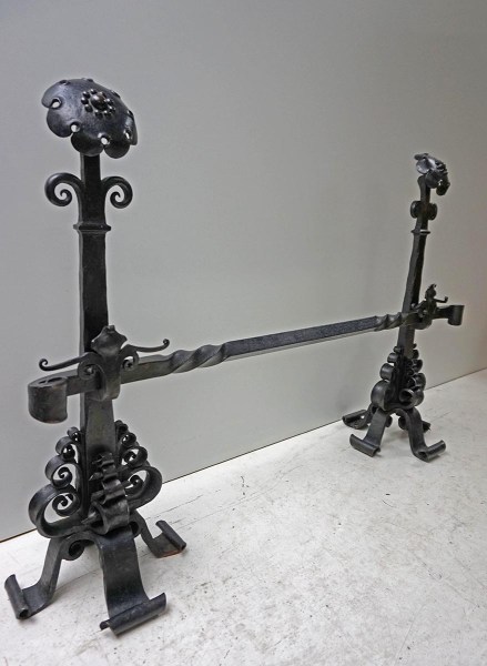 Amsterdamse-school-haardijzers-Winkelman-vanderBijl-Piet-Kramer-smeedijzer-vuurbokken-andirons-cast-iron-firedogs-3