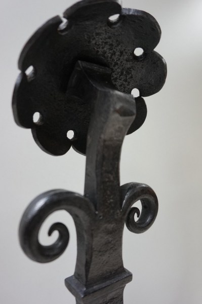 Amsterdamse-school-haardornament-Winkelman-vanderBijl-Piet-Kramer-smeedijzer-vuurbokken-cast-iron-Dutch-cast-iron-fire-dogs-04