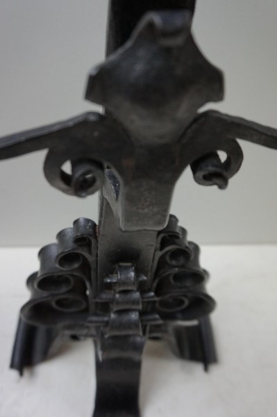 Amsterdamse-school-haardornament-Winkelman-vanderBijl-Piet-Kramer-smeedijzer-vuurbokken-cast-iron-Dutch-cast-iron-fire-dogs-08
