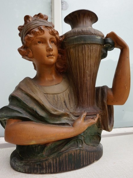 Balestra-art-nouveau-The-water-carrier-plaster-gips-vases-bust-woman-00010
