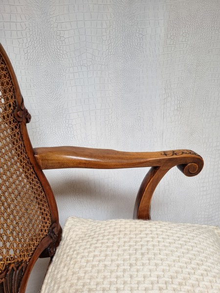 Bergere-armchair-armstoel-fauteuil-antique-thomas-chippendale-claw-ball-rattan-rotan-antieke-2