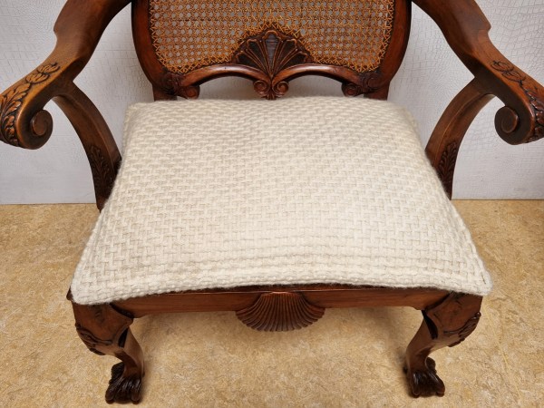 Bergere-armchair-armstoel-fauteuil-antique-thomas-chippendale-claw-ball-rattan-rotan-antieke-4