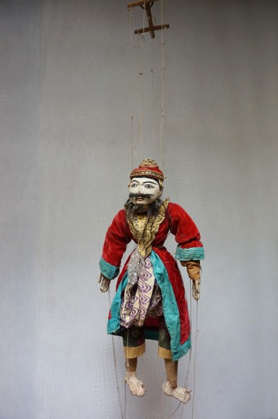 Birmaanse-volkskunst-marionette-houten-pop-alchemist-Zawgyi-Burmese-folk-art-puppet-antique-wooden-00012