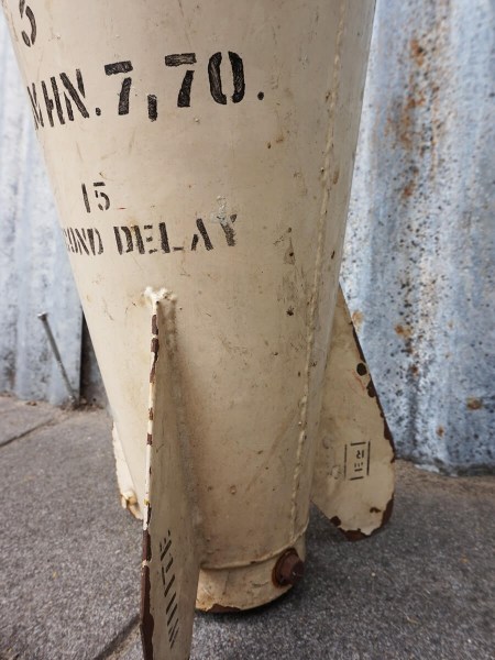 British-Flare-Mining-Firing-granaat-Veilig-inert-leeg-safe-grenade-military-collectible-decorative-man-cave-1970-00004