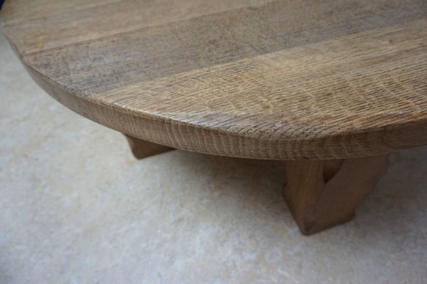 Brutalist-solid-wooden-oak-round-coffee-table-rutic-artisan-handcrafted-eiken-ronde-salontafel-massief-vintage-wabi-sabi