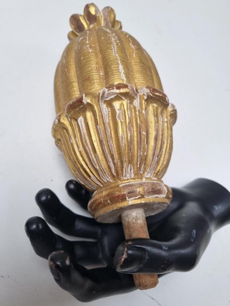 Carved-Gilt-Wooden-Bois-Doré-Poppy-Head-Finial-Ornament-gesso-antique-1800-verguld-houten-papaverol-empire-Louis-XVI-00006