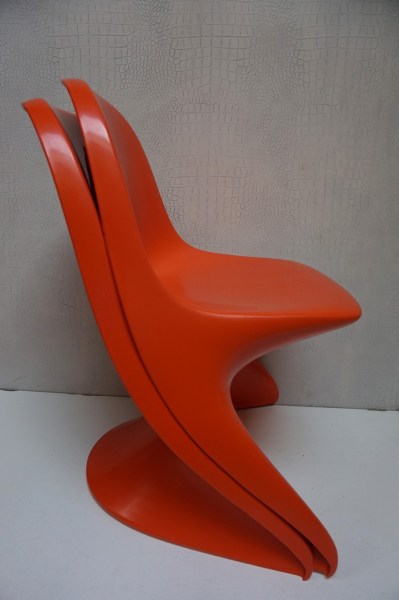 Casalino-children-chair-Alexander-Begge-vintage-space-age-kinderstoel-design-molded-plastic-oranje-Casala