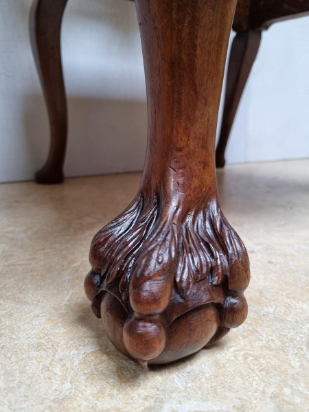 Chippendale-caned-Bergere-fauteuil-armchair-cabriole-lion-claw-ball-feet-webbing-antique-armstoel-rotan-00006