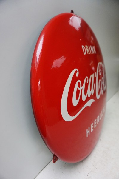 Coca-cola-emaille-bord-reclamebord-rond-Langcat-Bussum-drink-heerlijk-gedep-handelsmerk-enamel-advertising-sign-button-