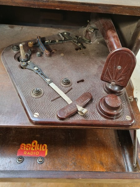 Cosmophon-Braun-Radio-Garnier-bakkeliet-G.Garnier-Marmande-78-toeren-platenspeler-plattenspieler-Schatulle-gramophone-00002