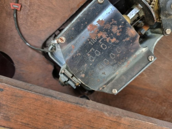 Cosmophon-Braun-Radio-Garnier-bakkeliet-G.Garnier-Marmande-78-toeren-platenspeler-plattenspieler-Schatulle-gramophone-00018