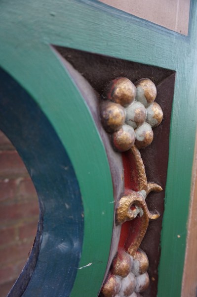 Cuypers-houten-kerk-paneel-neo-gotisch-neogotisch-religieus-work-houtsnijwerk-antique-dutch-panel-headboard-bed