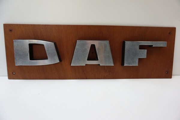 DAF-originele-vintage-oldtimer-letters-aluminium-truck-vrachtwagen-collectie-buchstaben-002