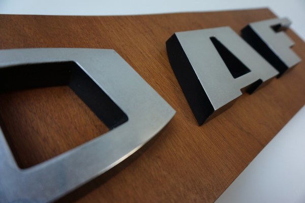 DAF-originele-vintage-oldtimer-letters-aluminium-truck-vrachtwagen-collectie-buchstaben-005