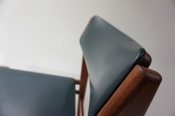 chairs-stoelen-Scandinavian-Danish-teak-midcentury-organic-Erik-Buch-Arne-Vodder-Vamo-style-Wegner-Madsen-Glostrup-Burchardt-Nielsen-Erik-Kirkegaar