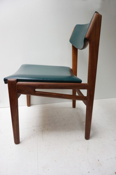 chairs-stoelen-Scandinavian-Danish-teak-midcentury-organic-Erik-Buch-Arne-Vodder-Vamo-style-Wegner-Madsen-Glostrup-Burchardt-Nielsen-Erik-Kirkegaar