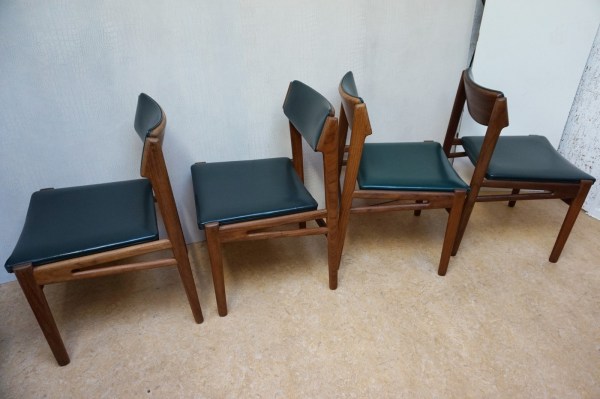 chairs-stoelen-Scandinavian-Danish-teak-midcentury-organic-Erik-Buch-Arne-Vodder-Vamo-style-Wegner-Madsen-Glostrup-Burchardt-Nielsen-Erik-Kirkegaar