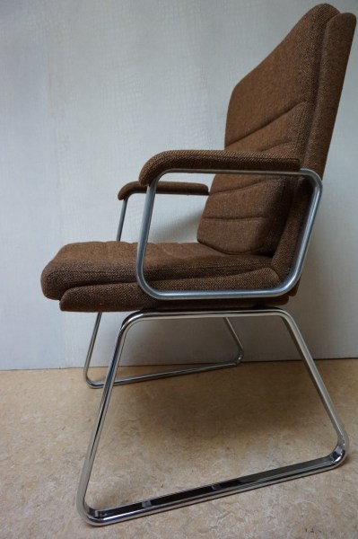Drabert-Minden-vergadertafel-jaren-70-vergaderstoelen-bureaustoelen-retro-office-conference-chair-vintage-00019