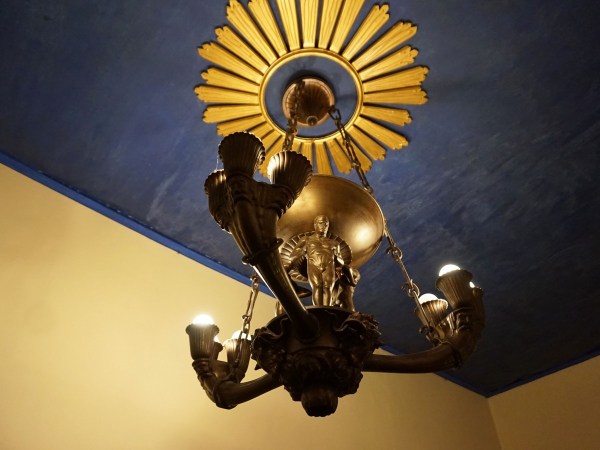 Franz-Metzner-Atlas-Man-Chandelier-cieling-light-lamp-Art-Deco-Josef-Hoffmann-wiener-werkstaette-stoclet-palace-00021