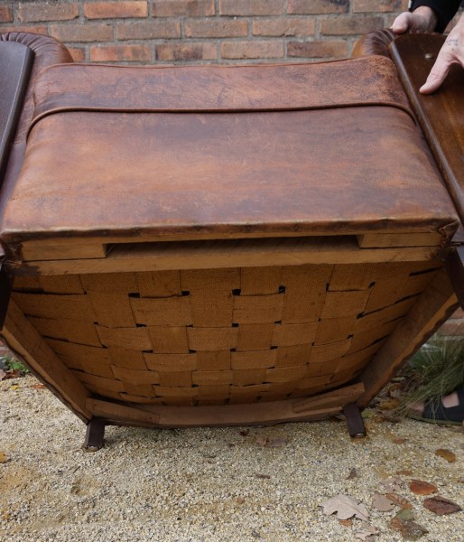 French-leather-art-deco-club-chair-vintage-distressed-fauteuil-lederen