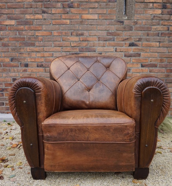 French-leather-art-deco-club-chair-vintage-distressed-fauteuil-lederen