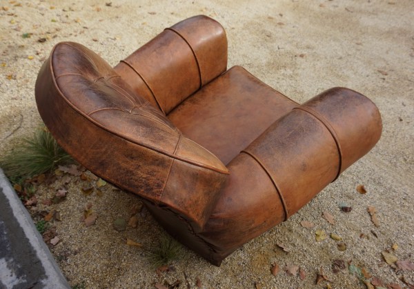 French-leather-art-deco-club-chair-vintage-distressed-fauteuil-lederen