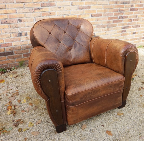 French-leather-art-deco-club-chair-vintage-distressed-fauteuil-lederen