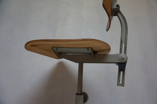 Friso-Kramer-Ahrend-de-Cirkel-bureaustoel-werkstoel-tekenstoel-drafting-chair-industrial-vintage