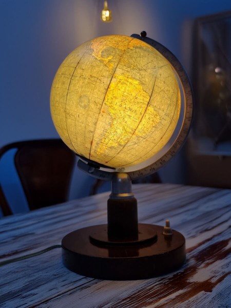 Glazen-globe-wereldbol-oude-vintage-SVH-staatkundige-tafel-model-verlichting-lamp-Nederlandse-glass-globe-world-Dutch-00002