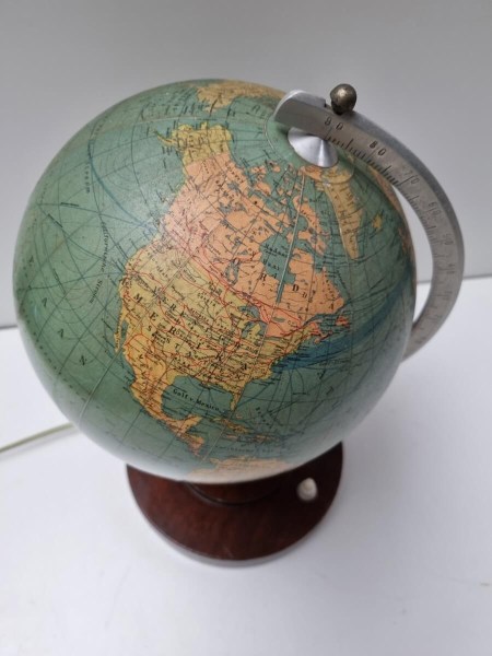 Glazen-globe-wereldbol-oude-vintage-SVH-staatkundige-tafel-model-verlichting-lamp-Nederlandse-glass-globe-world-Dutch-00006