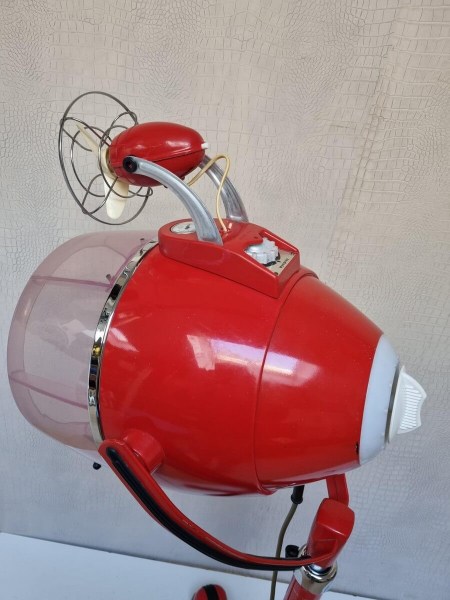 Indola-droogkap-haardroger-ventilator-lamp-decoratie-kapperszaak-barbershop-ventilator-hair-dryer-vintage-retro-00002