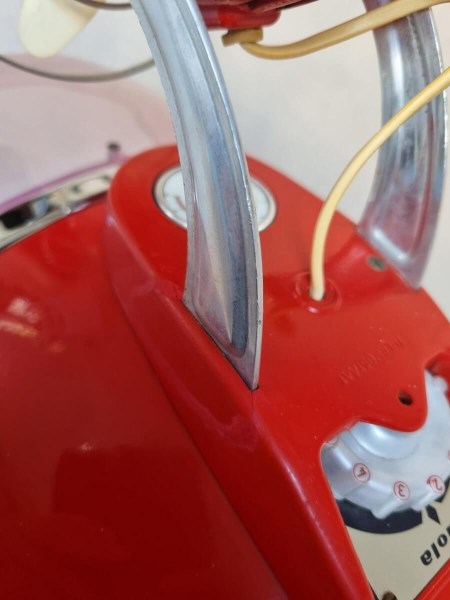 Indola-droogkap-haardroger-ventilator-lamp-decoratie-kapperszaak-barbershop-ventilator-hair-dryer-vintage-retro-00004