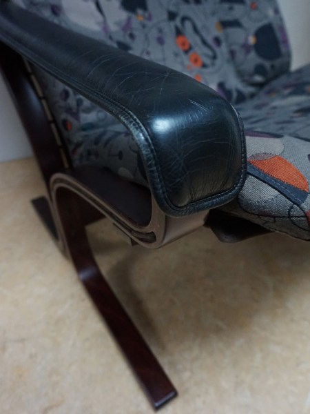 Ingmar-Relling-Siesta-Joan-Miro-fabric-patern-lounge-chair-armchair-fauteuil-vintage-Westnofa00015