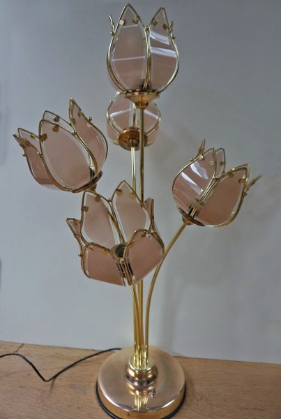 Italian-lotus-flower-table-lamp-Hollywood-Regency-vintage-tulip-gold-bloem-vintage-00007
