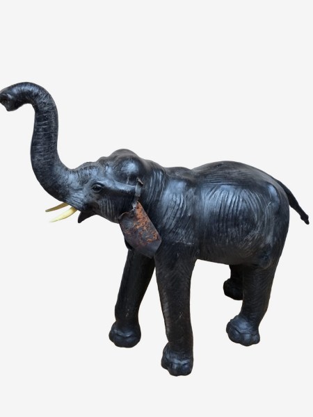 Large-Leather-elephant-sculpture-antieke-grote-leren-olifant-vintage-antique-glass-eyes-liberty-omersa