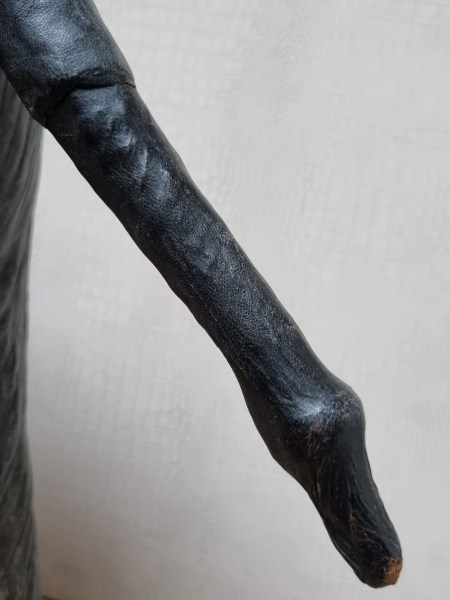 Large-Leather-elephant-sculpture-antieke-grote-leren-olifant-vintage-antique-glass-eyes-liberty-omersa-00008