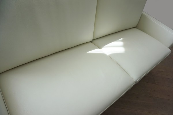 Leolux-Timandra-wit-leren-bank-vintage-Senso-Polar-8000-2-zits-tweedehands-sofa