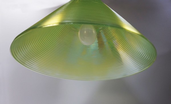 Leucos-Solaris-Murano-Toso-Massari-green-groen-iridescent-iriserende-kap-hanglamp-diffuser-vintage-chandelier