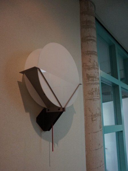 Lotus-Menno-Dieperink-wandlamp-profilight-staande-lamp-wall-light-sconce-design-minimalistic-Memphis