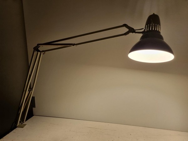 Luxo-L-1-Jac-Jacobsen-architectenlamp-bureaulamp-desklamp-vintage-Swedish-architect-desk-table-lamp-00015