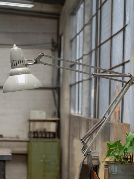 Luxo-L-1-Jac-Jacobsen-architectenlamp-bureaulamp-desklamp-vintage-Swedish-architect-desk-table-lamp-00016