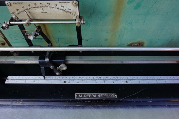 M-Defraine-Bruxelles-draadspanner-garenspanner-garen-draad-garentrekmeter-precisie-instrument-vintage-004