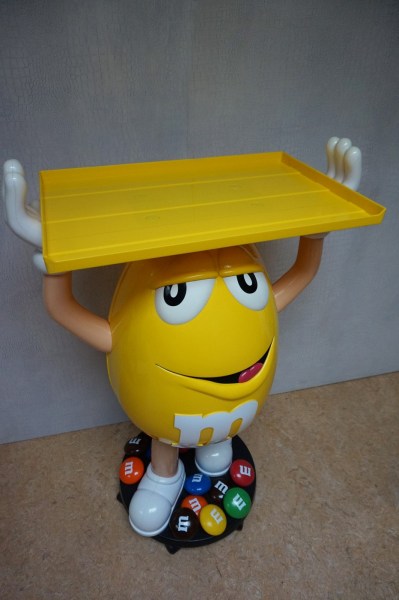 M-en-M-display-vintage-pop-art-statue-mr-peanut-winkel-rolling-store-server-advertising-figure-016