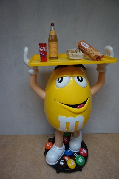 M-en-M-display-vintage-pop-art-statue-mr-peanut-winkel-rolling-store-server-advertising-figure-017