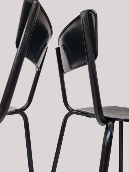 Meurop-Pierre-Pierre-Guarichie-C59-stoelen-chaise-zwarte-stapelstoelen-black-chairs-00006